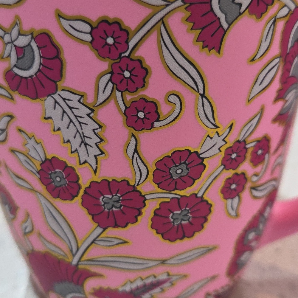 💗▪️Petal & Pearl ▪️ Beautiful Floral flower print  Pink Mug - Picture 4 of 5